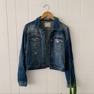 Forever 21 Classic Distressed Denim Jacket